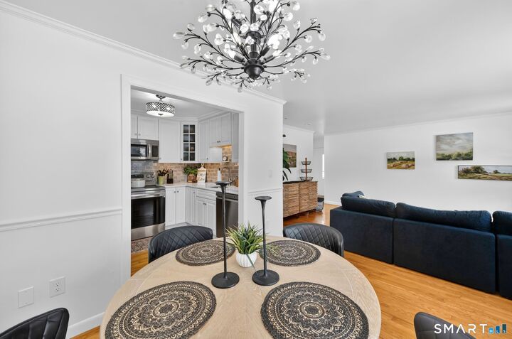 Property Photo:  78 Landing Circle 78  CT 06078 