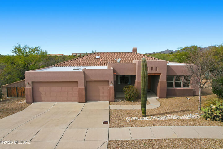 Property Photo:  12269 N Washbed Drive  AZ 85755 