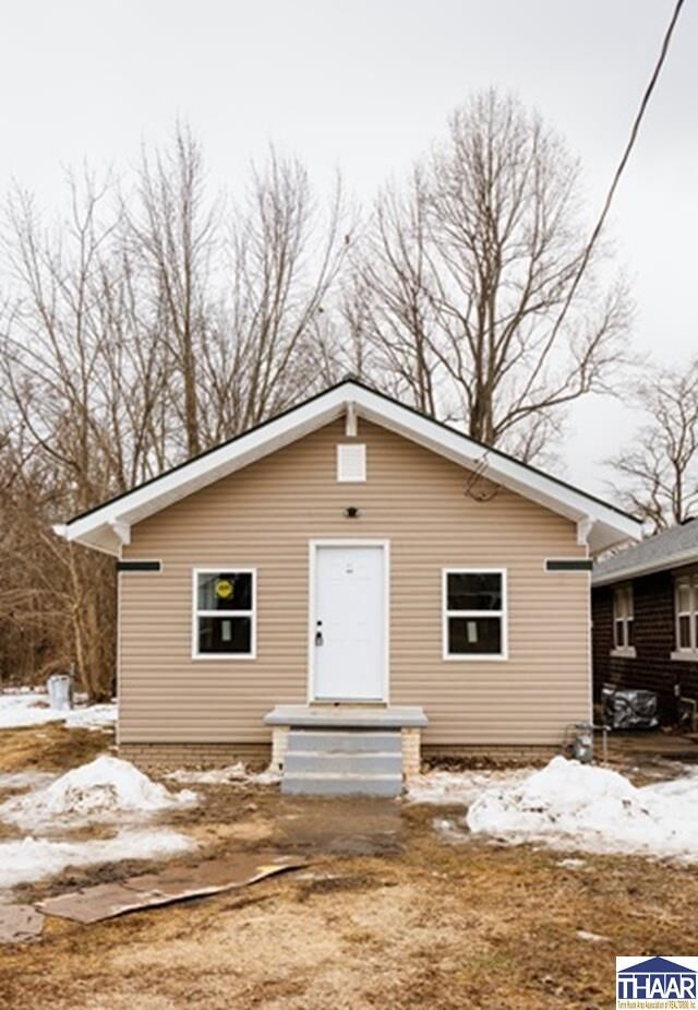 Property Photo:  317 E Harris  IN 47882 