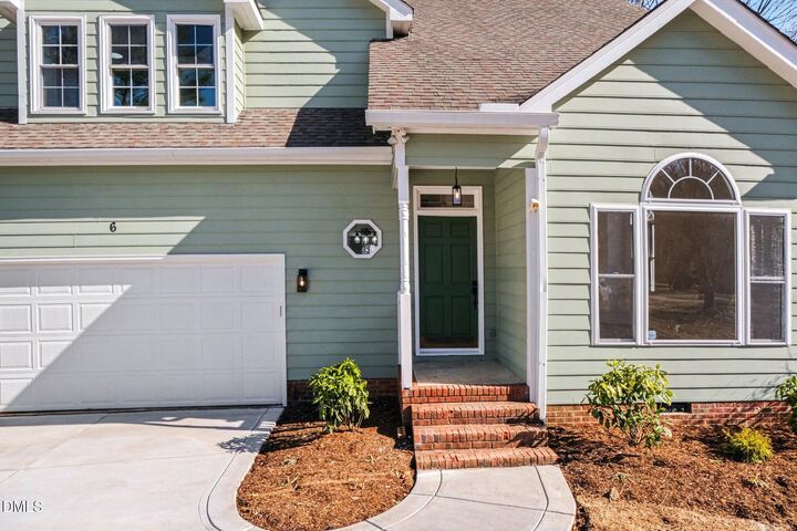 Property Photo:  6 Timbercreek Court  NC 27712 