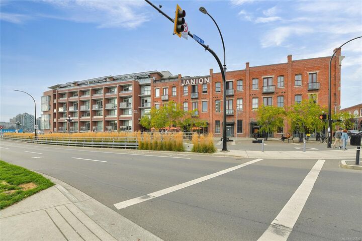 456 Pandora Ave #216 — photo 1
