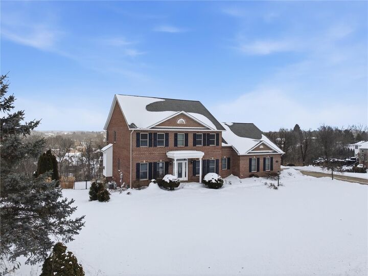 Property Photo: 1022 Lexington Dr PA 15632