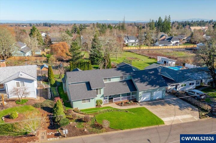 Property Photo: 2846 Vick Av NW OR 97304