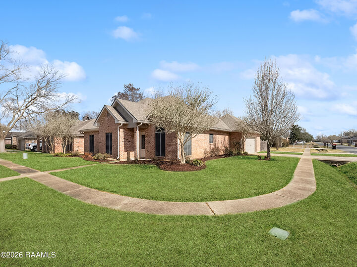 Property Photo: 100 Bull Run Circle LA 70518