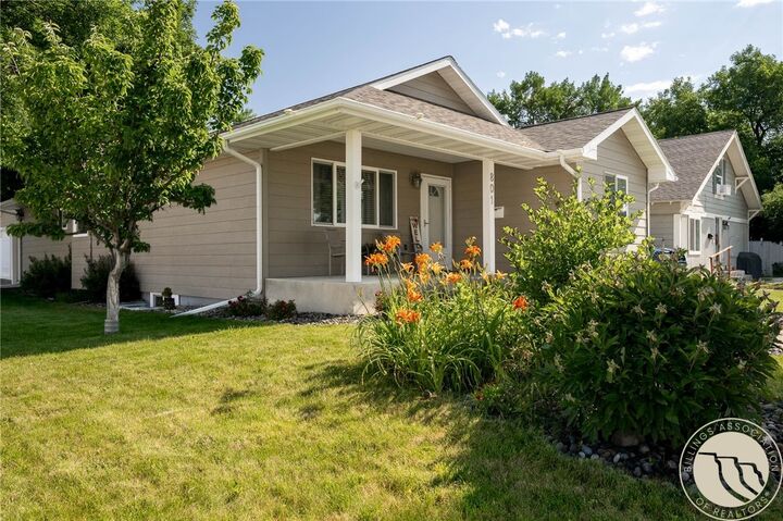 Property Photo:  801 E 4th Street  MT 59044 