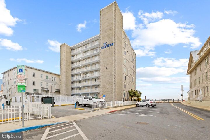 Property Photo: 401 Atlantic Avenue 101 MD 21842