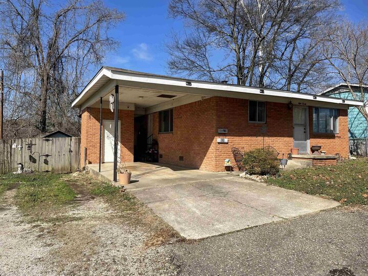 Property Photo:  820 Adrian Street  AR 72015 