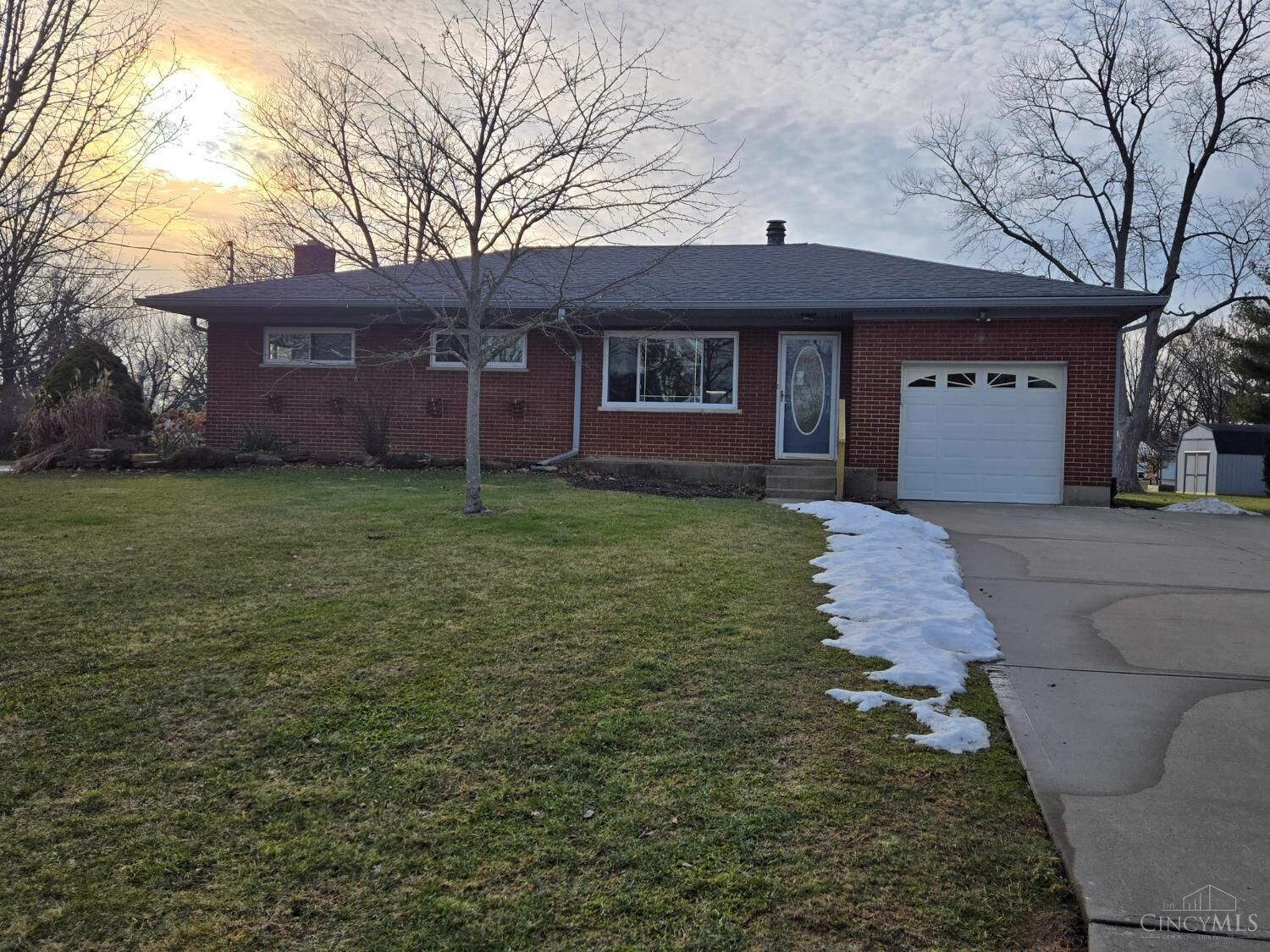 Property Photo: 989 Indianwood Drive OH 45040