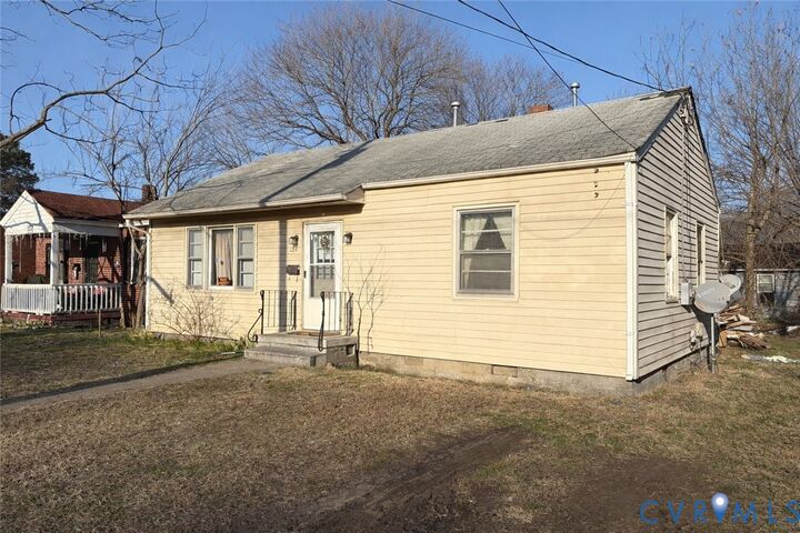 Property Photo:  135 Elm Street  VA 23803 