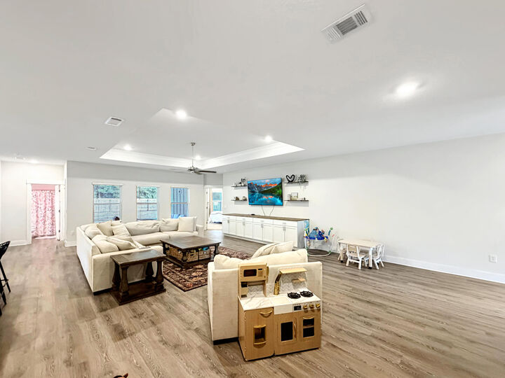 Property Photo:  2456 Dakota Way  FL 32536 