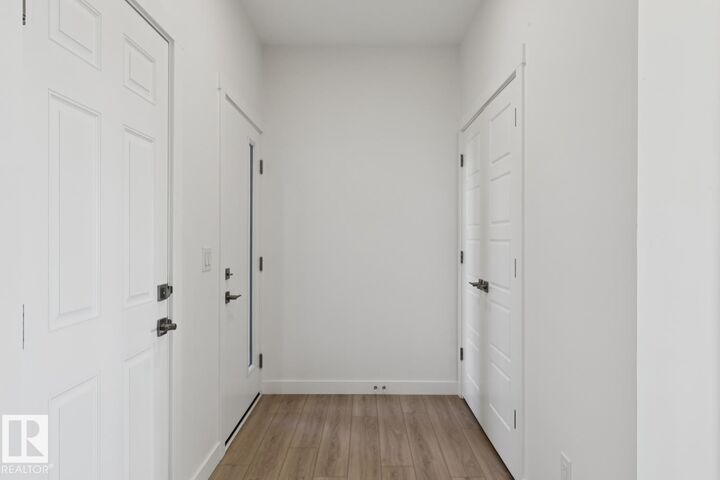 Property Photo:  8616 183 Avenue NW  AB T5Z 0X5 