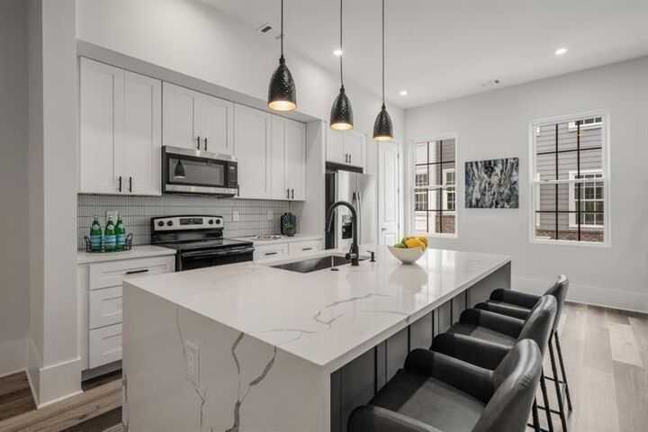 Property Photo:  3165 Dogwood Drive 106  GA 30354 