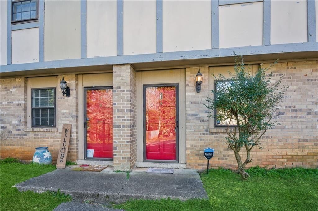 Property Photo:  1150 Rankin Street 4N  GA 30083 