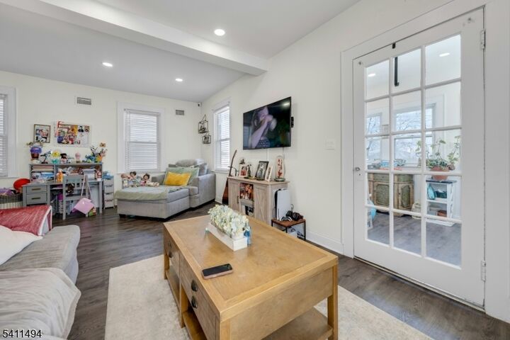 Property Photo: 632 Chase Ave NJ 07071