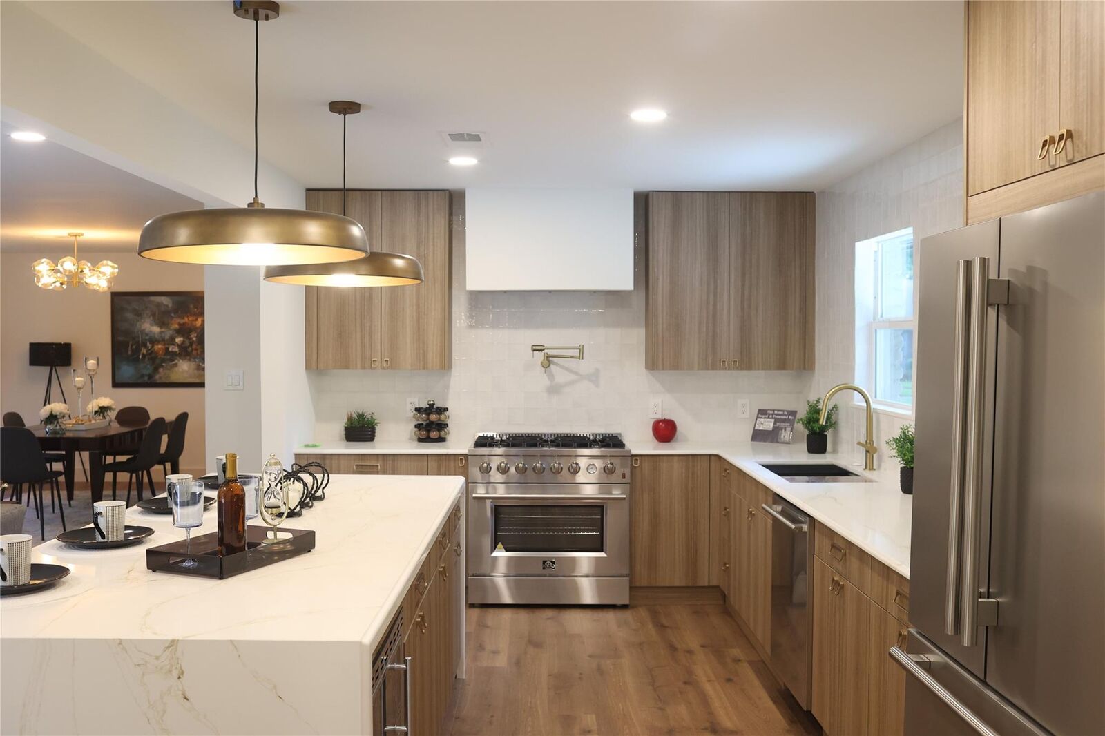 Property Photo:  6214 Yarwell Drive  TX 77096 