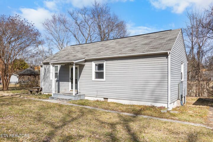 Property Photo:  466 Hidden Valley Rd  TN 37716 