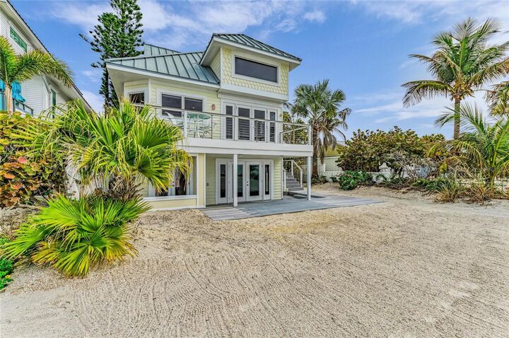 Property Photo: 3007 Avenue F 1,3,4 FL 34217