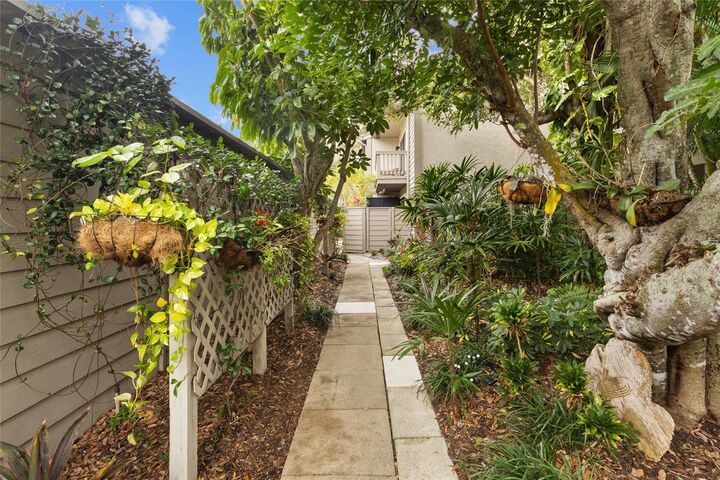 Property Photo:  1633 Boathouse Circle 134  FL 34231 