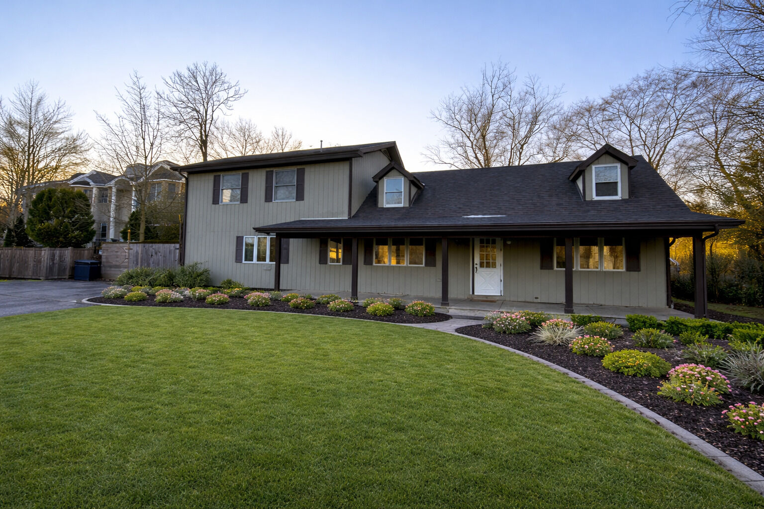 Property Photo:  640 Pfingsten Road  IL 60062 