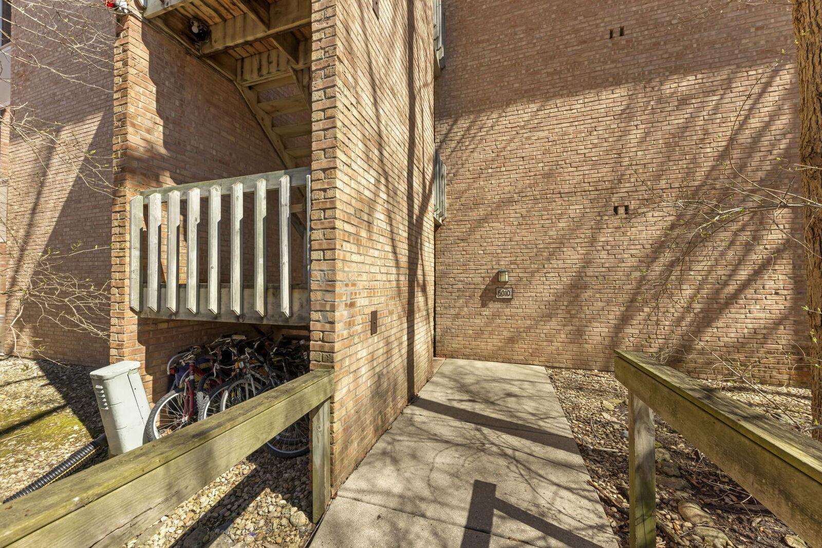 Property Photo:  6010 Forest View Road 3A  IL 60532 