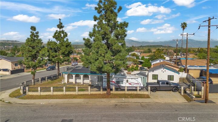 Property Photo:  8835 Las Posas  CA 90660 