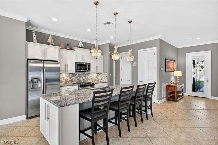 Property Photo:  11701 Avingston Terrace  FL 33913 