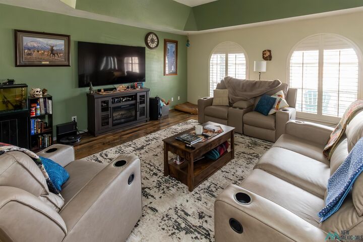 Property Photo:  1505 W Ural Drive  NM 88220 