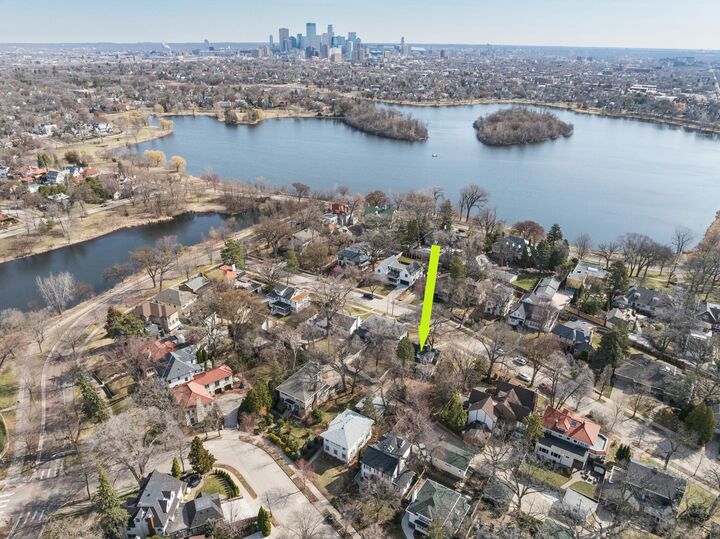 Property Photo:  2740 Thomas Avenue S  MN 55416 