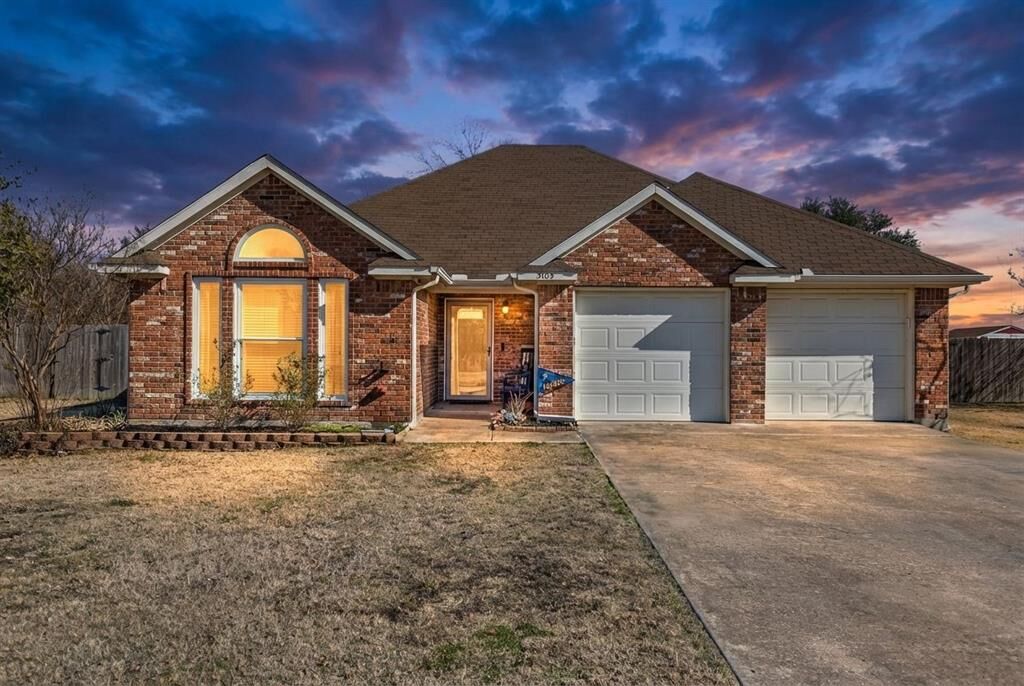 Property Photo:  5103 Creek Crossing Drive  TX 75402 
