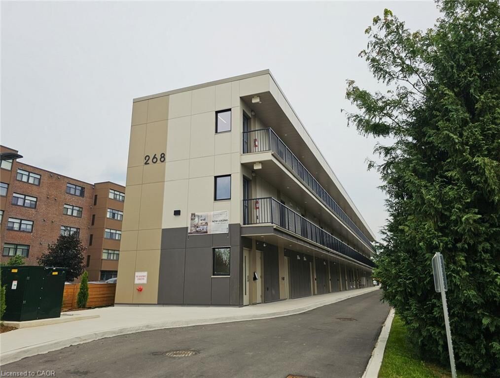 Property Photo:  268 Oakdale Avenue  ON L2P 2K4 