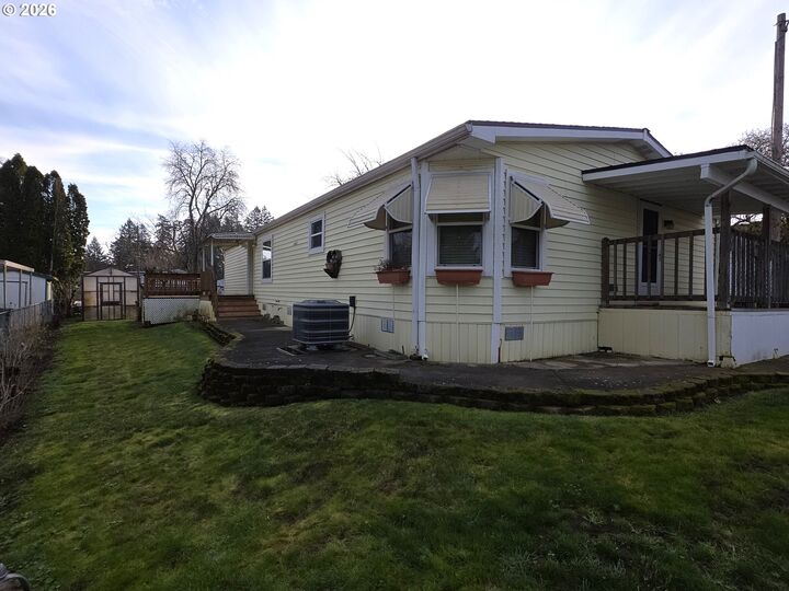 Property Photo:  13115 SE Foster Rd 32  OR 97236 