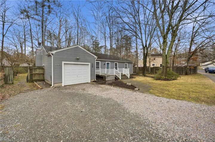 Property Photo:  248 Windsor Castle Dr  VA 23608 