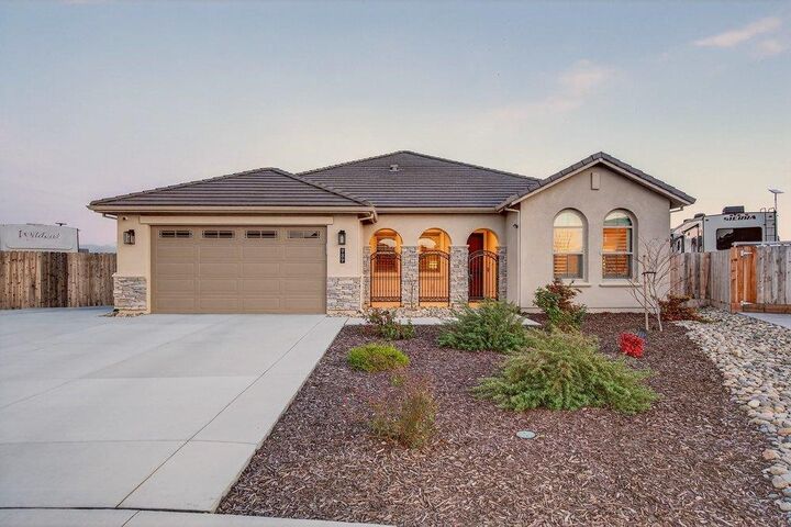 Property Photo: 989 Pismo Court CA 95023