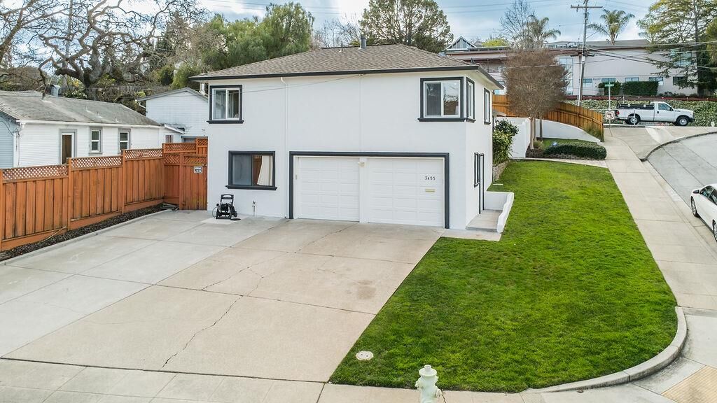 Property Photo: 3455 Dover Road CA 94061