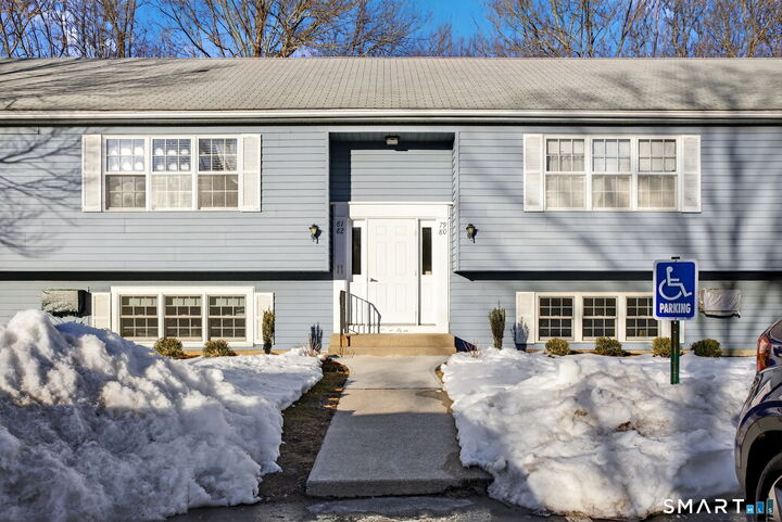 Property Photo: 81 Founders Village 81 CT 06413