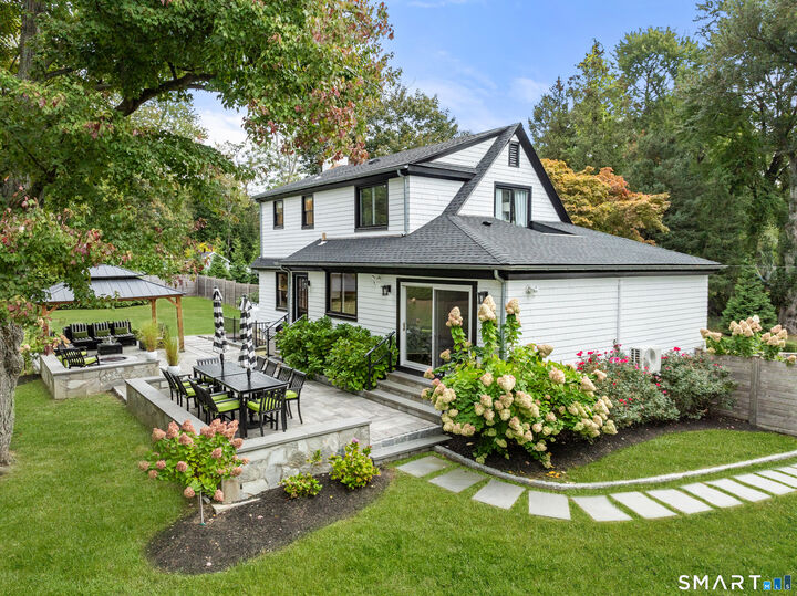 Property Photo:  50 Kings Highway South  CT 06880 