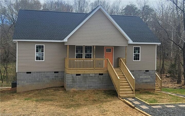 Property Photo: 1132 Irving Avenue NC 27288