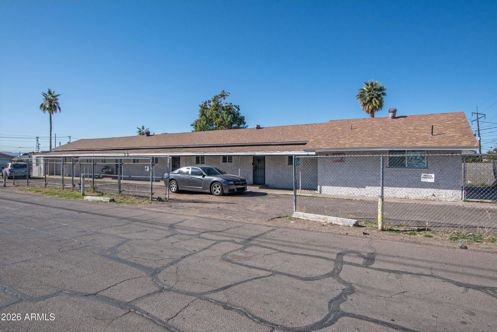 Property Photo: 2242 E Taylor Street AZ 85006
