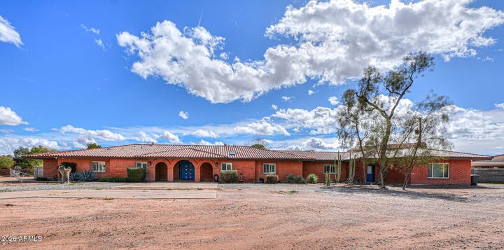 Property Photo:  340 N Pottebaum Road  AZ 85122 
