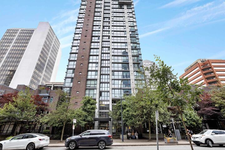 Property Photo:  1068 Hornby Street 1402  BC V6Z 2Y7 