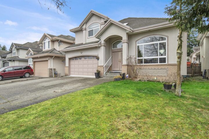 6332 125A Street — photo 1