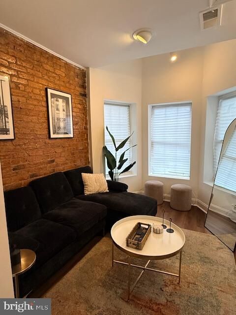 Property Photo:  1345 1st St NW 2  DC 20001 