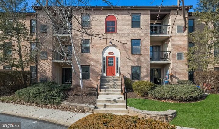 Property Photo:  1430 Washington Place  PA 19087 