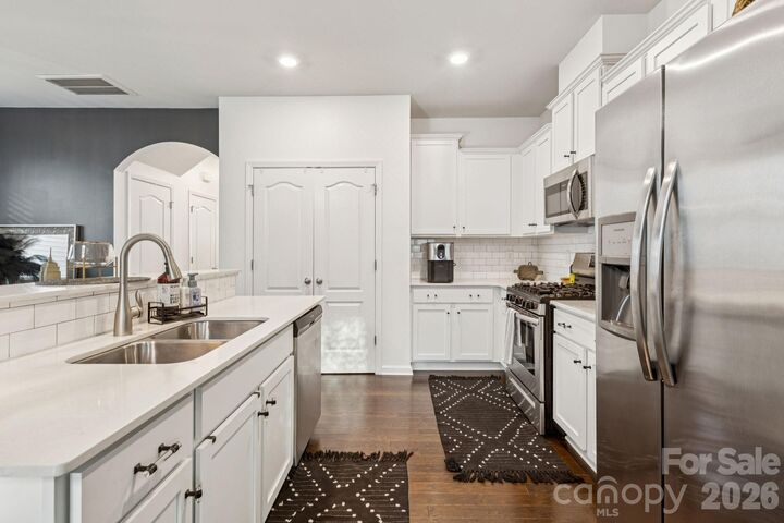 Property Photo: 284 Ascot Run Way SC 29715