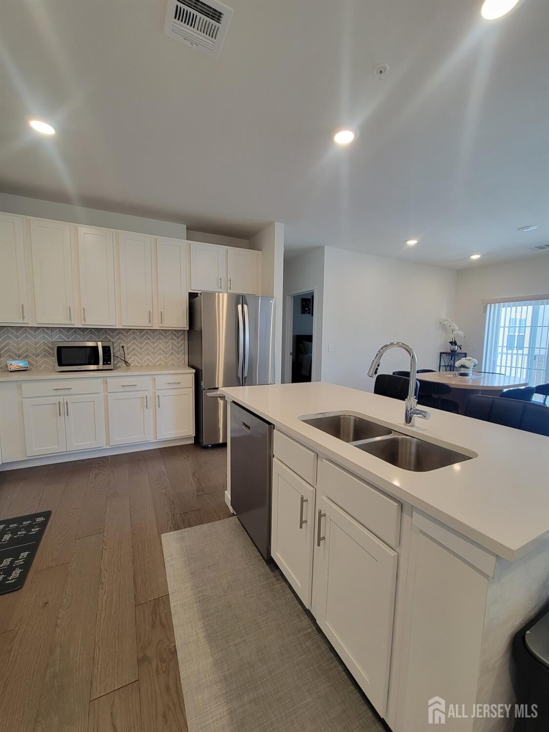 Property Photo:  231 Lorhan Drive  NJ 08854 