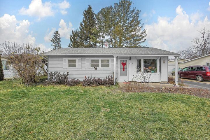 Property Photo:  476 W Shields Street  OH 43055 