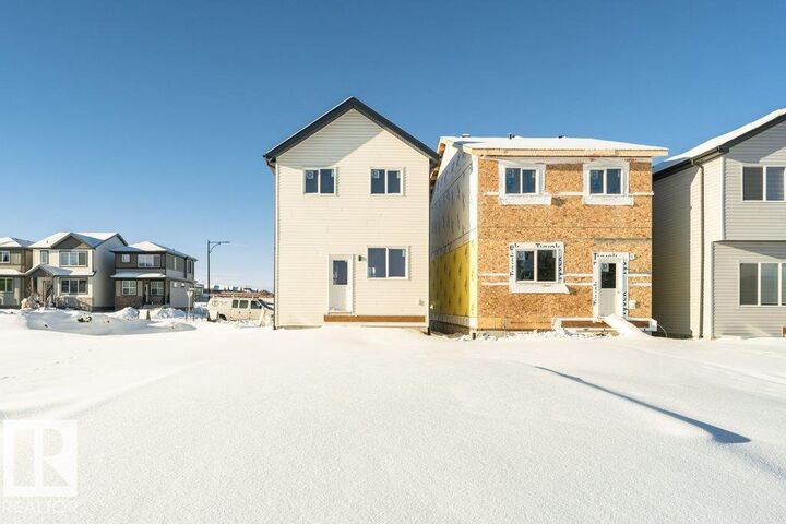 Property Photo:  335 Edgemont Drive NW  AB T6M 3G7 