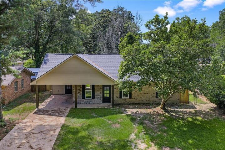 Property Photo:  210 Paula Lane  LA 71457 