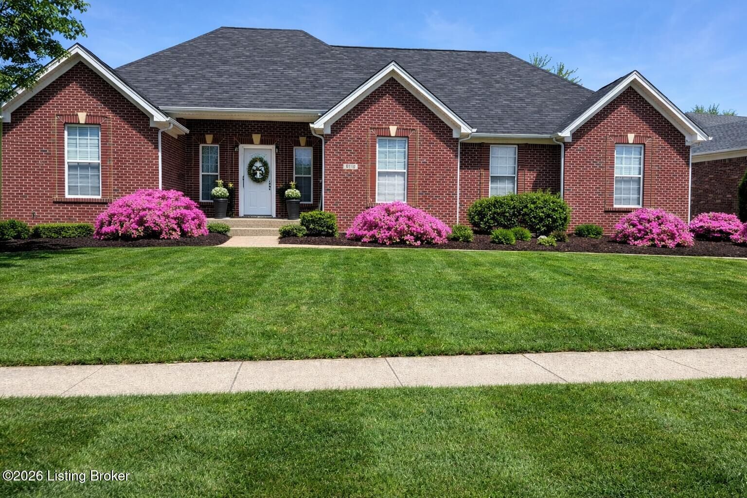 Property Photo: 8110 Kellerman Rd KY 40219