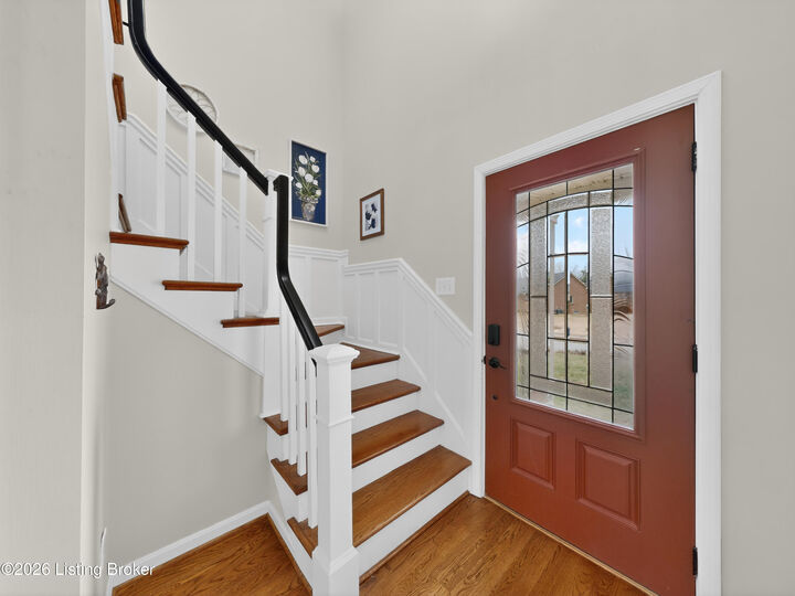 Property Photo:  7505 Plain Field Ct  KY 40220 